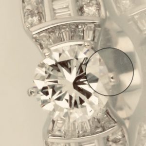 Anello con diamanti round per tot ct 2,2